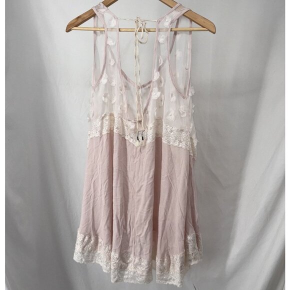POL Sleeveless Lace Floral Applique Pink Ivory Top Size Small Oversized 20" p2p - Picture 4 of 9
